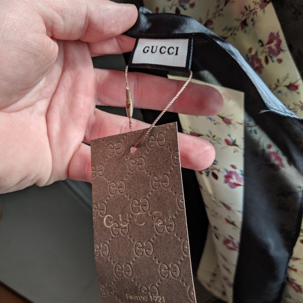 Gucci scarf - Picture 2 of 2